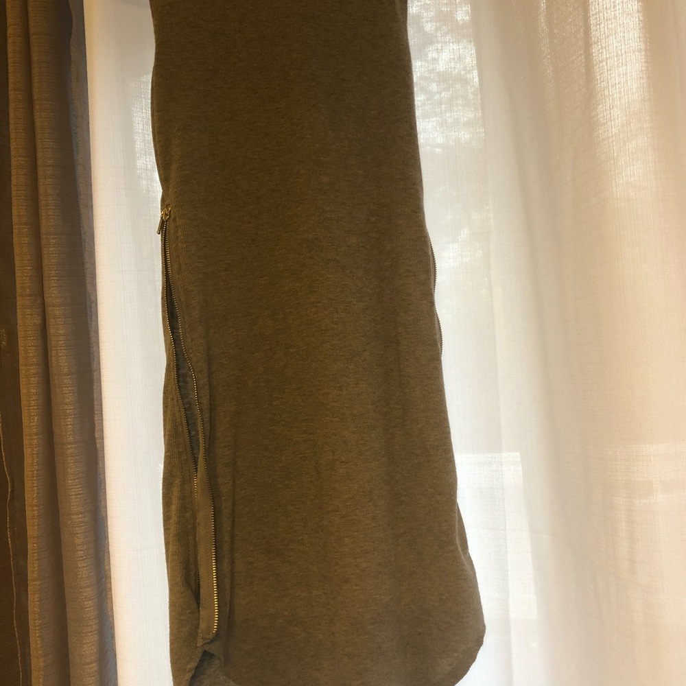 Mini grey dress with two side silver zipper detail (worn twice)